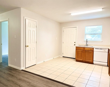 12505 Venus Park Lane - Photo Thumbnail 22