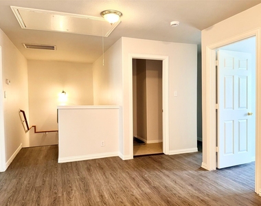 12505 Venus Park Lane - Photo Thumbnail 33