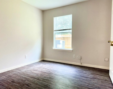 12505 Venus Park Lane - Photo Thumbnail 23