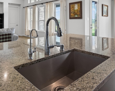 6007 Marsh Lake Court - Photo Thumbnail 14