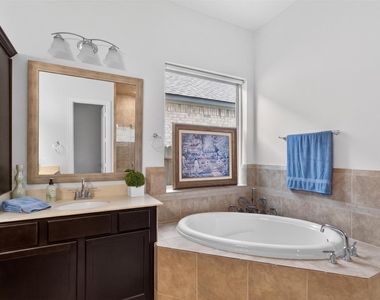 6007 Marsh Lake Court - Photo Thumbnail 20