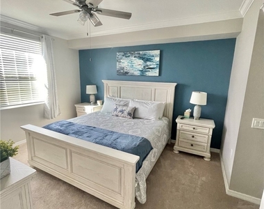 43050 Greenway Boulevard - Photo Thumbnail 8