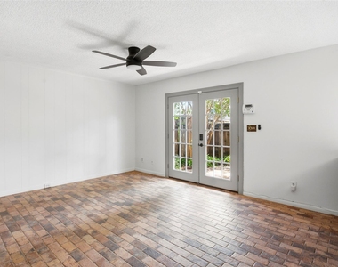 2275 Triway Lane - Photo Thumbnail 15