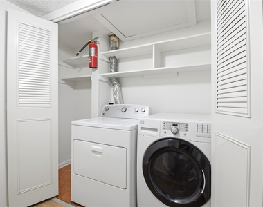 2275 Triway Lane - Photo Thumbnail 22