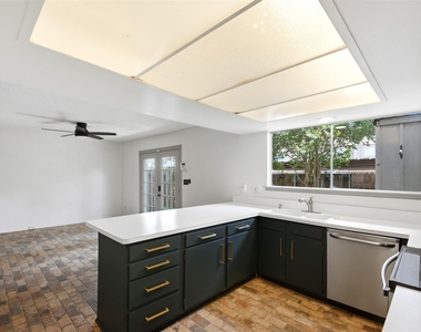 2275 Triway Lane - Photo Thumbnail 20