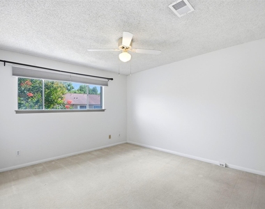 2275 Triway Lane - Photo Thumbnail 35