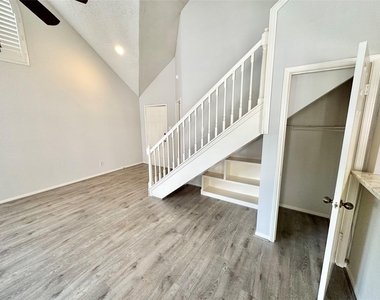 2300 Old Spanish Trail - Photo Thumbnail 7
