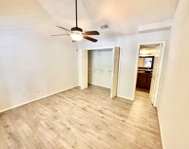 2300 Old Spanish Trail - Photo Thumbnail 22