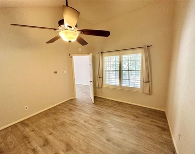 2300 Old Spanish Trail - Photo Thumbnail 24