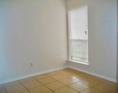 7419 Winkleman Road - Photo Thumbnail 5