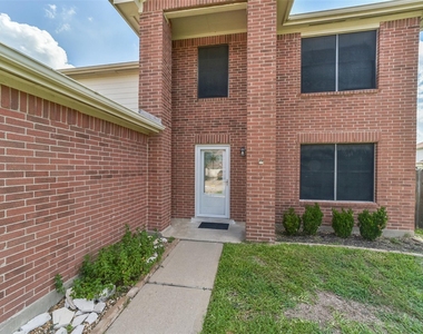 3818 Brook Garden Lane - Photo Thumbnail 3