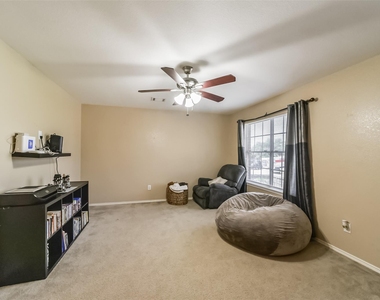 3818 Brook Garden Lane - Photo Thumbnail 27