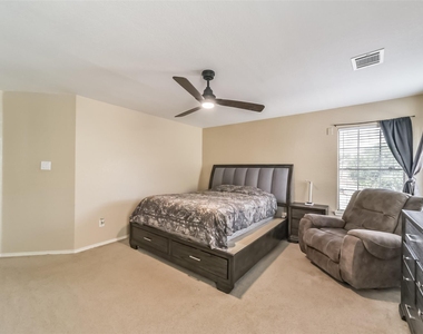 3818 Brook Garden Lane - Photo Thumbnail 30