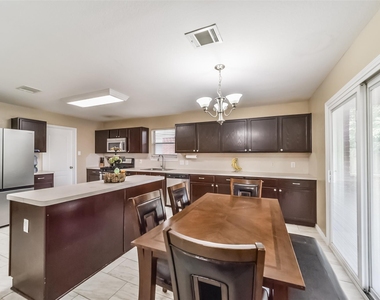 3818 Brook Garden Lane - Photo Thumbnail 12