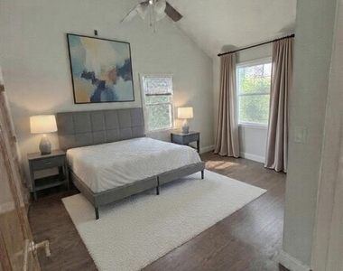 412 Park - Photo Thumbnail 7