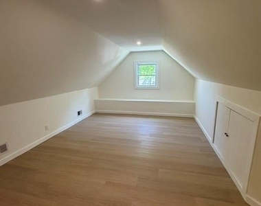 94 Irving - Photo Thumbnail 5