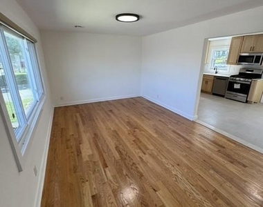 94 Irving - Photo Thumbnail 1