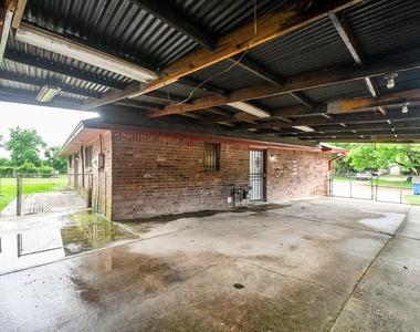 12610 Plum Meadow Lane - Photo Thumbnail 18