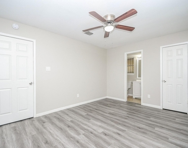 12610 Plum Meadow Lane - Photo Thumbnail 7