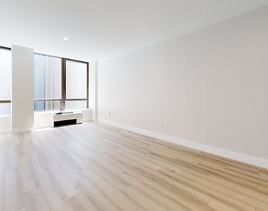 95 Wall Street - Photo Thumbnail 2