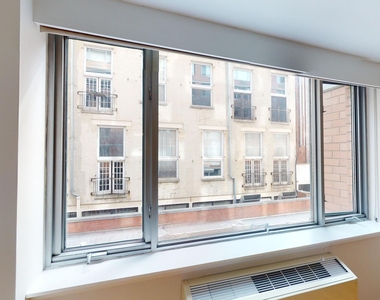 120 W. 21st - Photo Thumbnail 3
