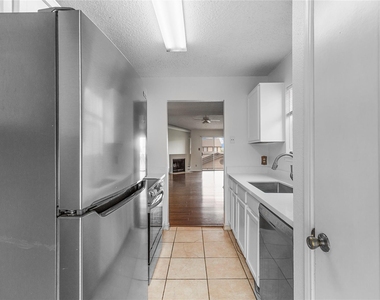 2121 Hepburn Street - Photo Thumbnail 1