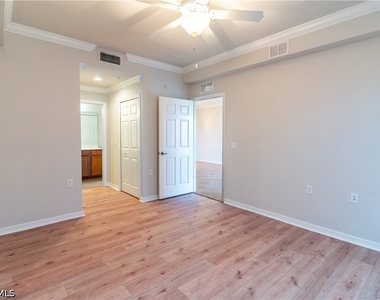 9815 Giaveno Court - Photo Thumbnail 14
