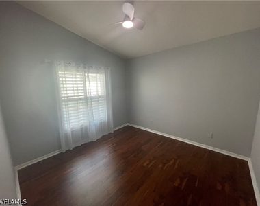 5708 Greenwood Circle - Photo Thumbnail 15