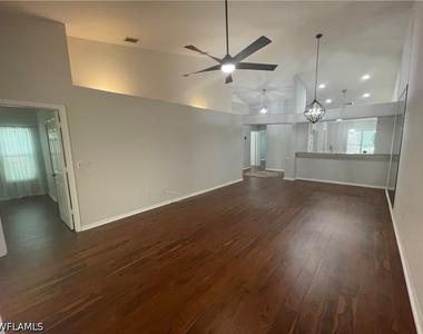 5708 Greenwood Circle - Photo Thumbnail 8