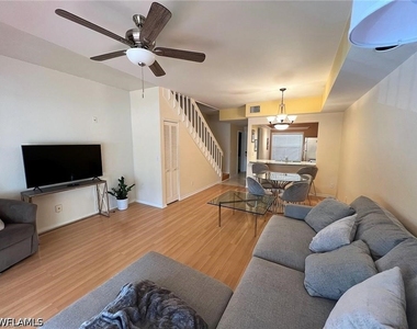 1018 Woodshire Lane - Photo Thumbnail 3