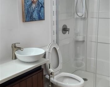 1075 Foxfire Lane - Photo Thumbnail 13