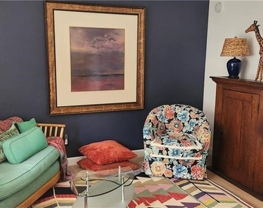 1075 Foxfire Lane - Photo Thumbnail 34