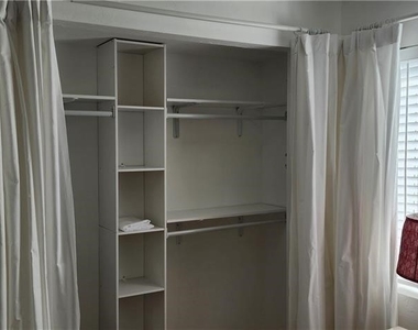 1075 Foxfire Lane - Photo Thumbnail 11