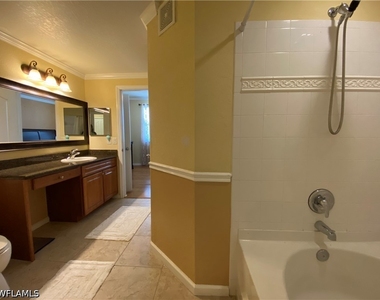 12970 Positano Circle - Photo Thumbnail 7