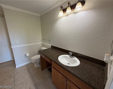 12970 Positano Circle - Photo Thumbnail 15