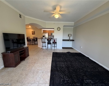12970 Positano Circle - Photo Thumbnail 10