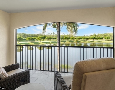 9510 Avellino Way - Photo Thumbnail 13