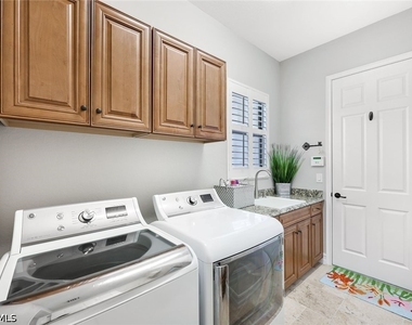 9856 Corso Bello Drive - Photo Thumbnail 23