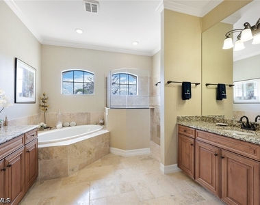 9856 Corso Bello Drive - Photo Thumbnail 15