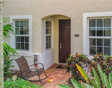 28086 Sosta Lane - Photo Thumbnail 7