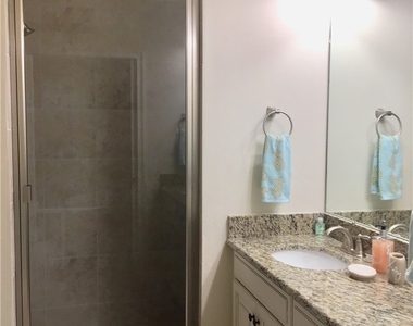 9426 Benvenuto Court - Photo Thumbnail 18