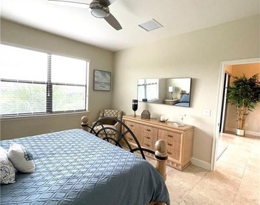 9426 Benvenuto Court - Photo Thumbnail 20