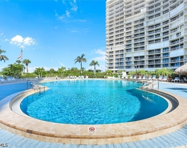 260 Seaview Court - Photo Thumbnail 21
