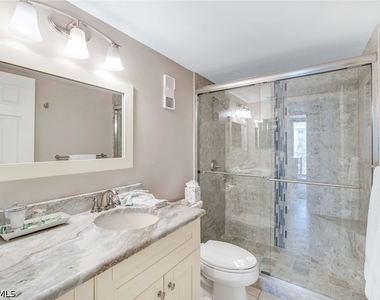 260 Seaview Court - Photo Thumbnail 14