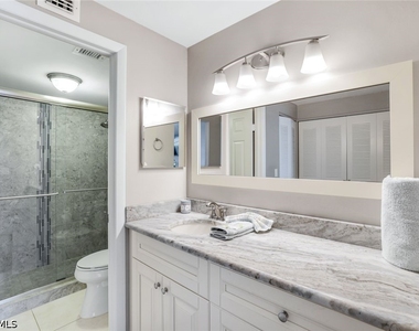 260 Seaview Court - Photo Thumbnail 10