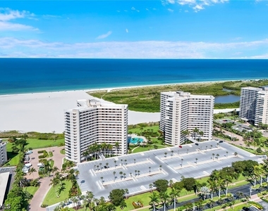 260 Seaview Court - Photo Thumbnail 15
