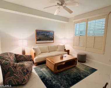 425 Cove Tower Drive - Photo Thumbnail 7