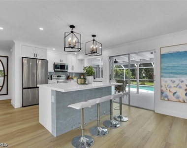 740 Park Shore Drive - Photo Thumbnail 6