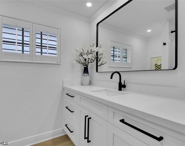 740 Park Shore Drive - Photo Thumbnail 20
