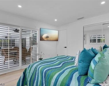 740 Park Shore Drive - Photo Thumbnail 24
